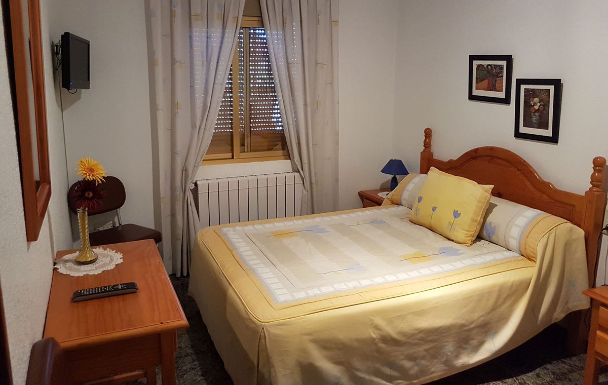 Hotel San Cristóbal: 2 Noches de Alojamiento - Para 2 Personas