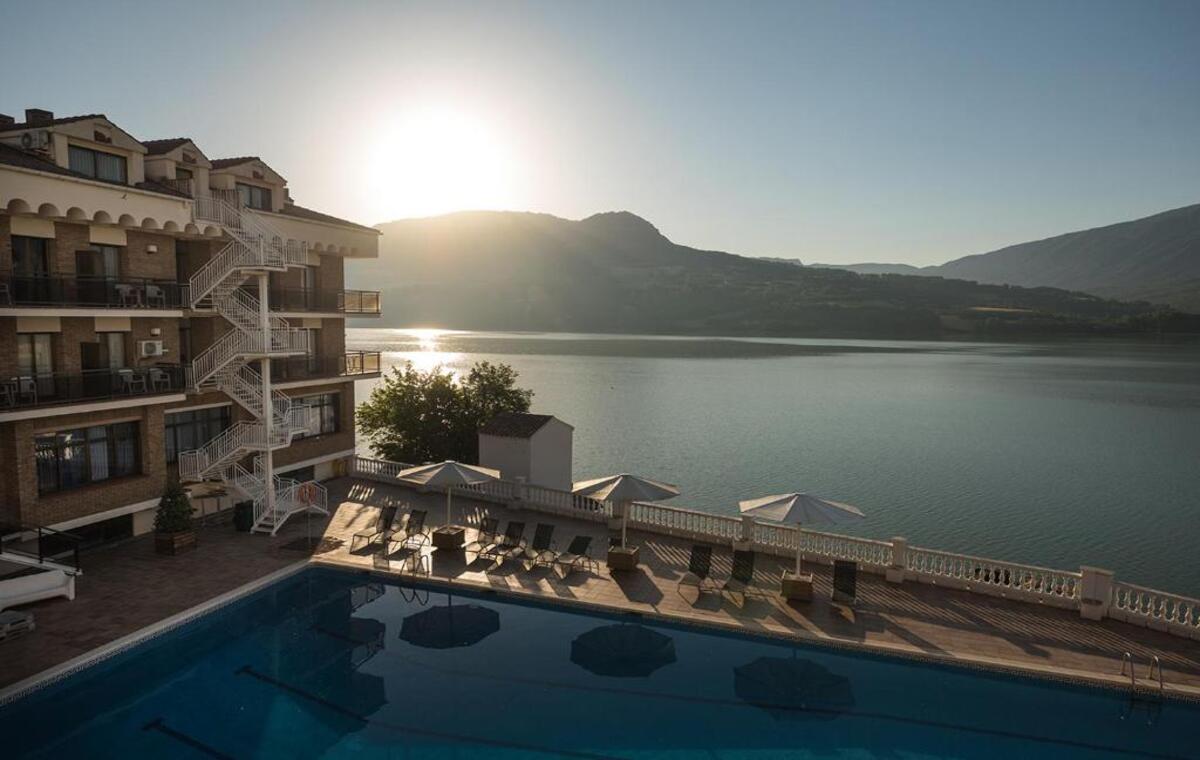 Hotel Terradets: Escapada al Llac: 1 nit d'allotjament + esmorzar - Per a 2 Persones