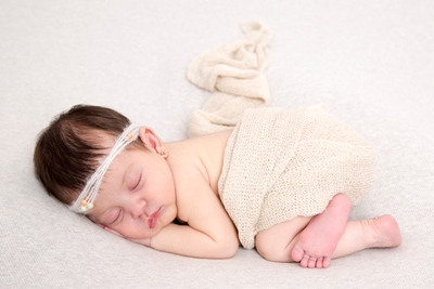 Sesión fotográfica para recién nacidos en estudio