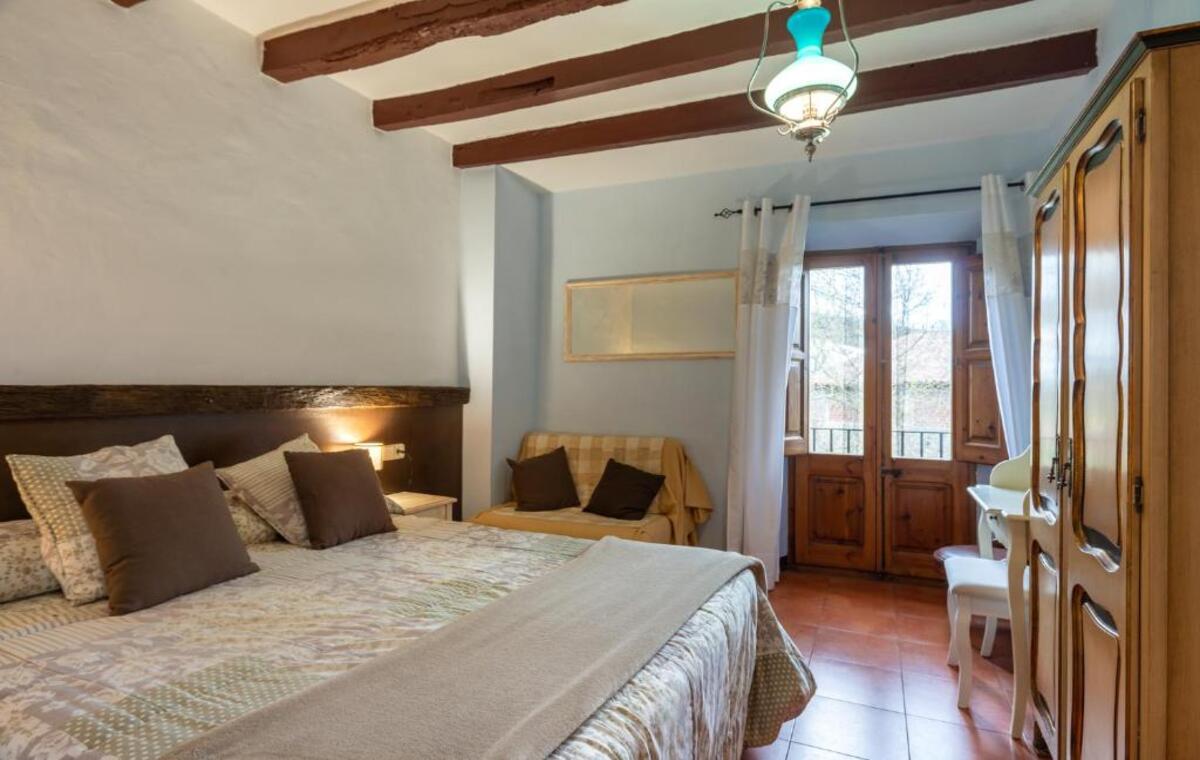 Mas el Rubió : 1 Nit d'Allotjament + Sopar + Esmorzar - Per a 2 Persones