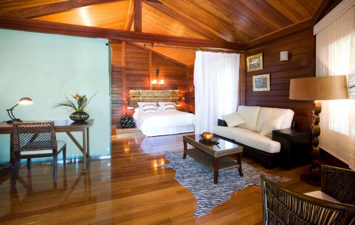 Complejo La Cigüeña : 1 Noche de alojamiento + desayuno - Para2 Personas