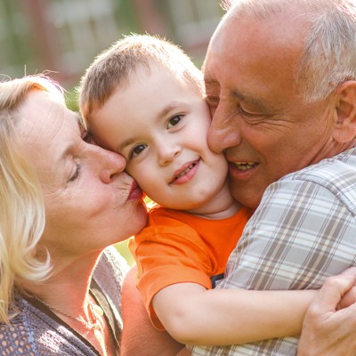 Clase grupal + online Abuelos y Nietos