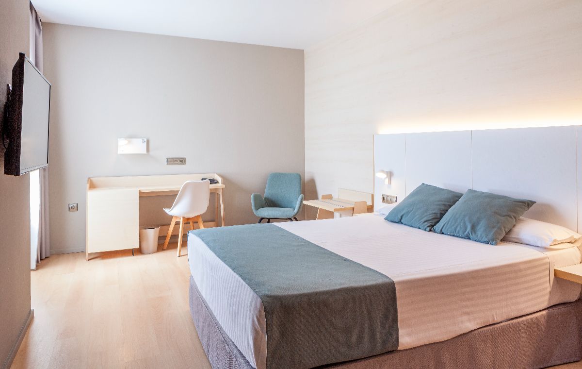 Olympia Hotel, Events & Spa**** : 1 noche con desayuno para 2 adultos + 1 bebé