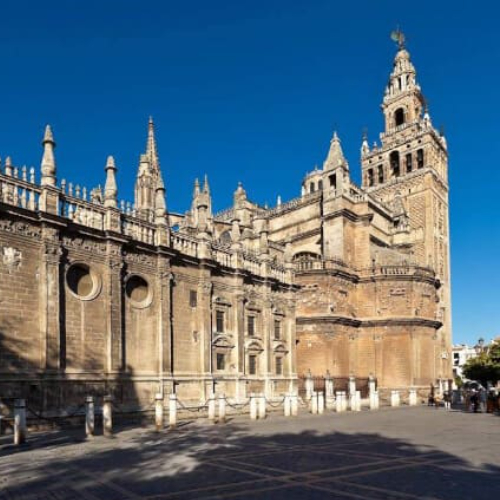 Visita Guiada a la Catedral de Sevilla- Para 1 Adultos + 2 Niñ@s