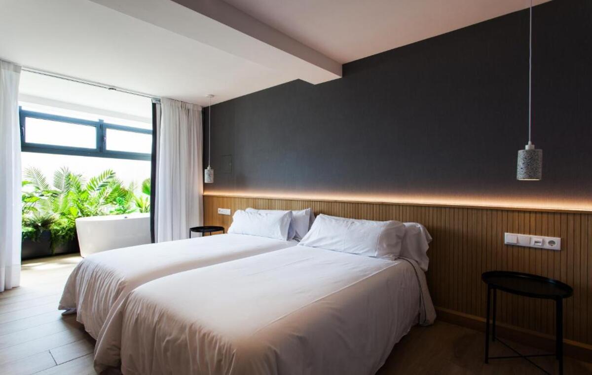 Hospedium Cabo Sport: 1 Noche de Alojamiento - Para 2 Adultos + 1 Niño