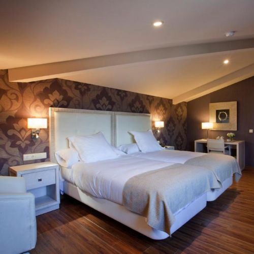 Hotel Os Olivos***: 1 noche con desayuno para 2 adultos + 2 niños